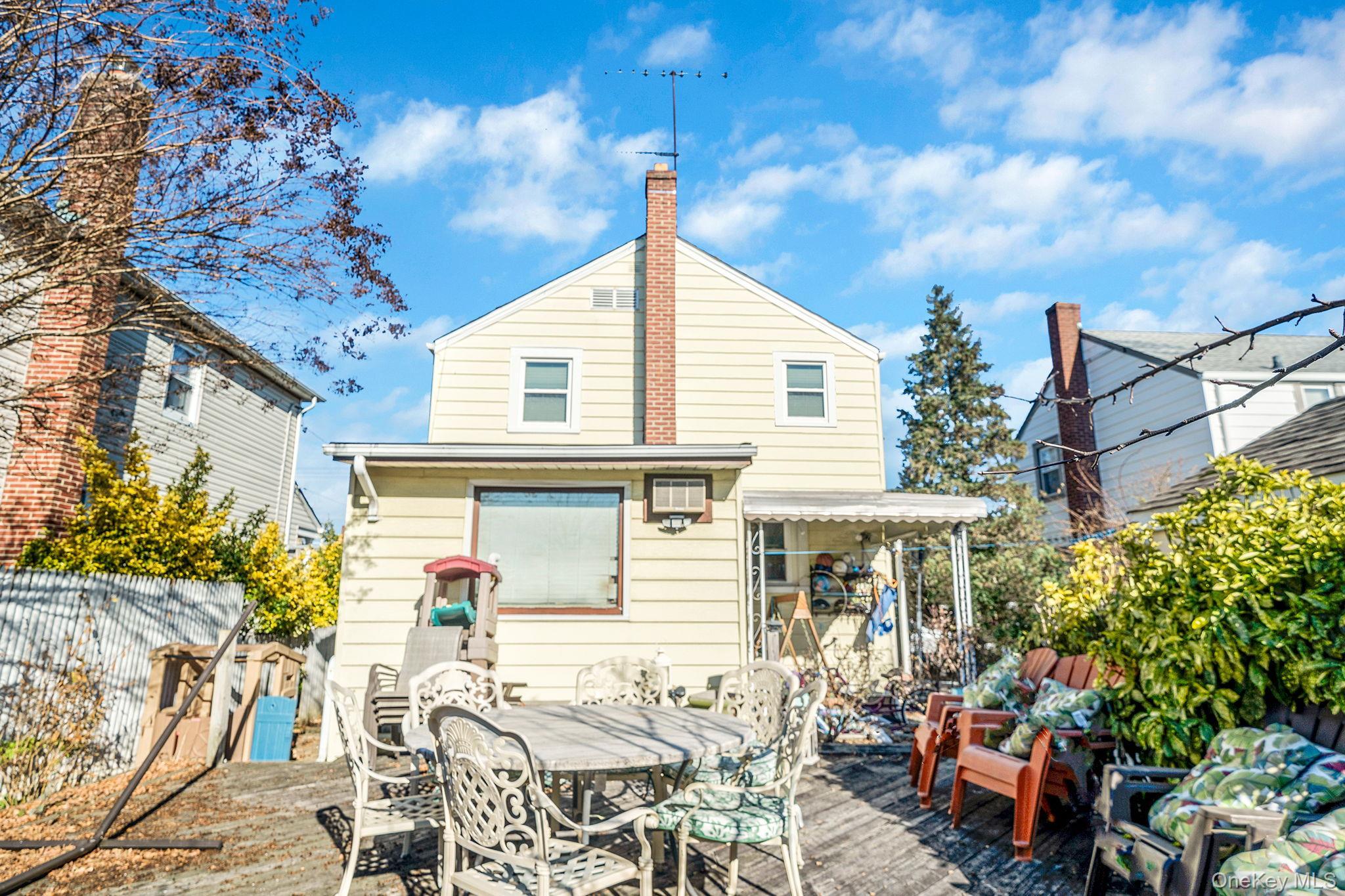 Single Family Chester Nassau County, NY 11580, MLS-942993-22