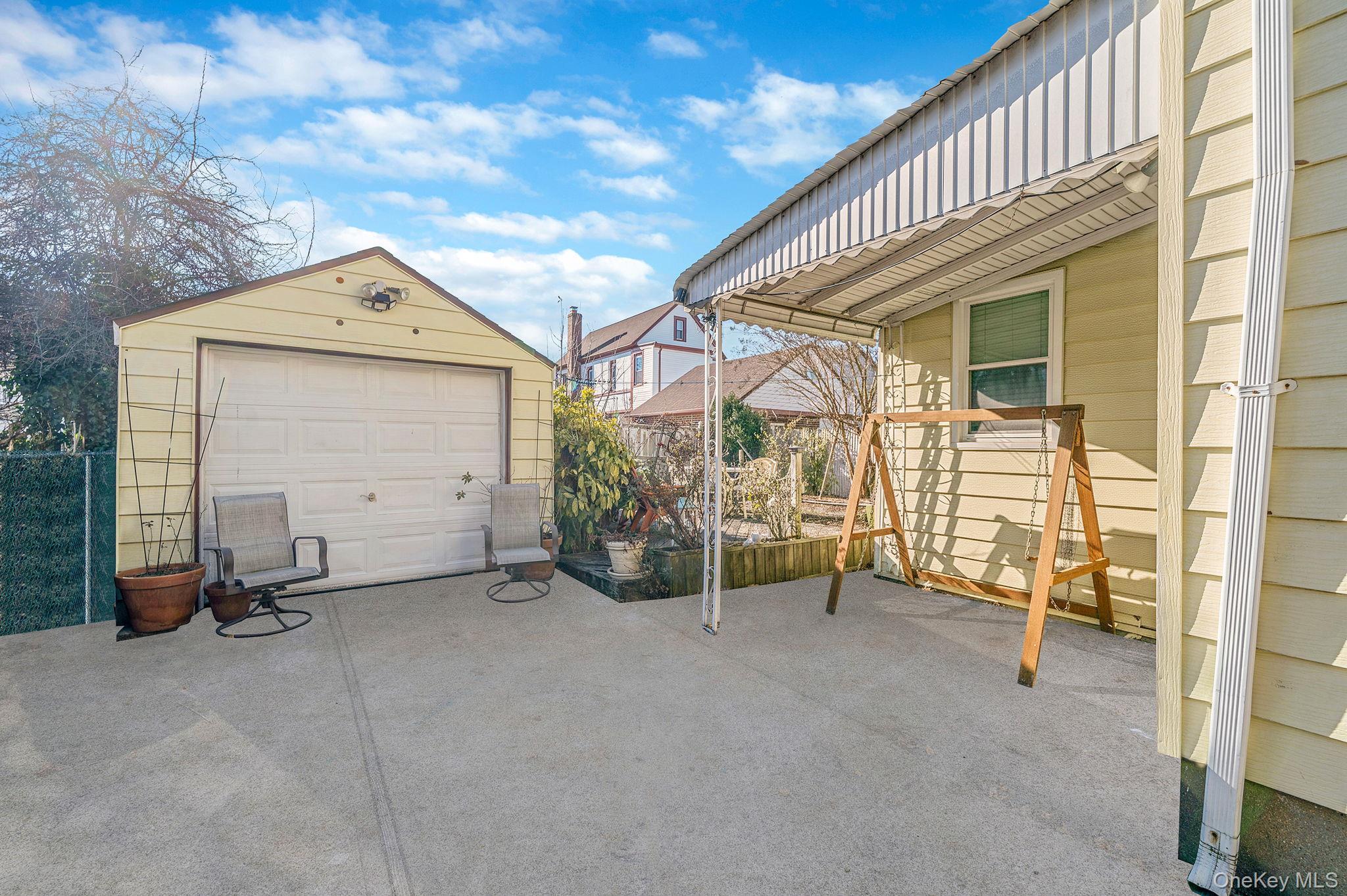 Single Family Chester Nassau County, NY 11580, MLS-942993-24