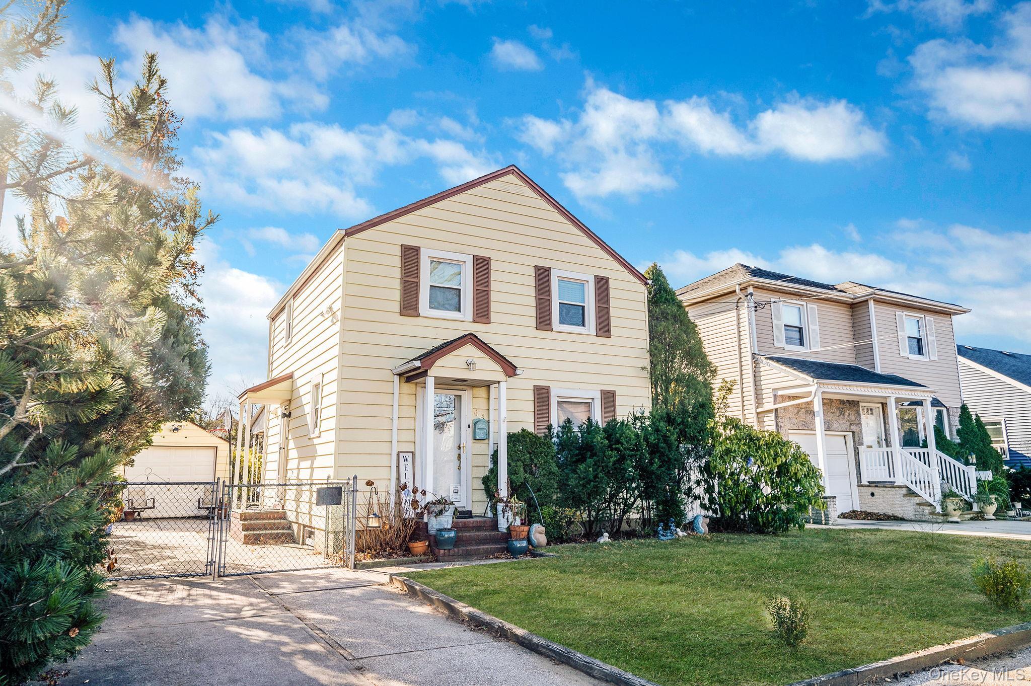 Single Family Chester Nassau County, NY 11580, MLS-942993-25