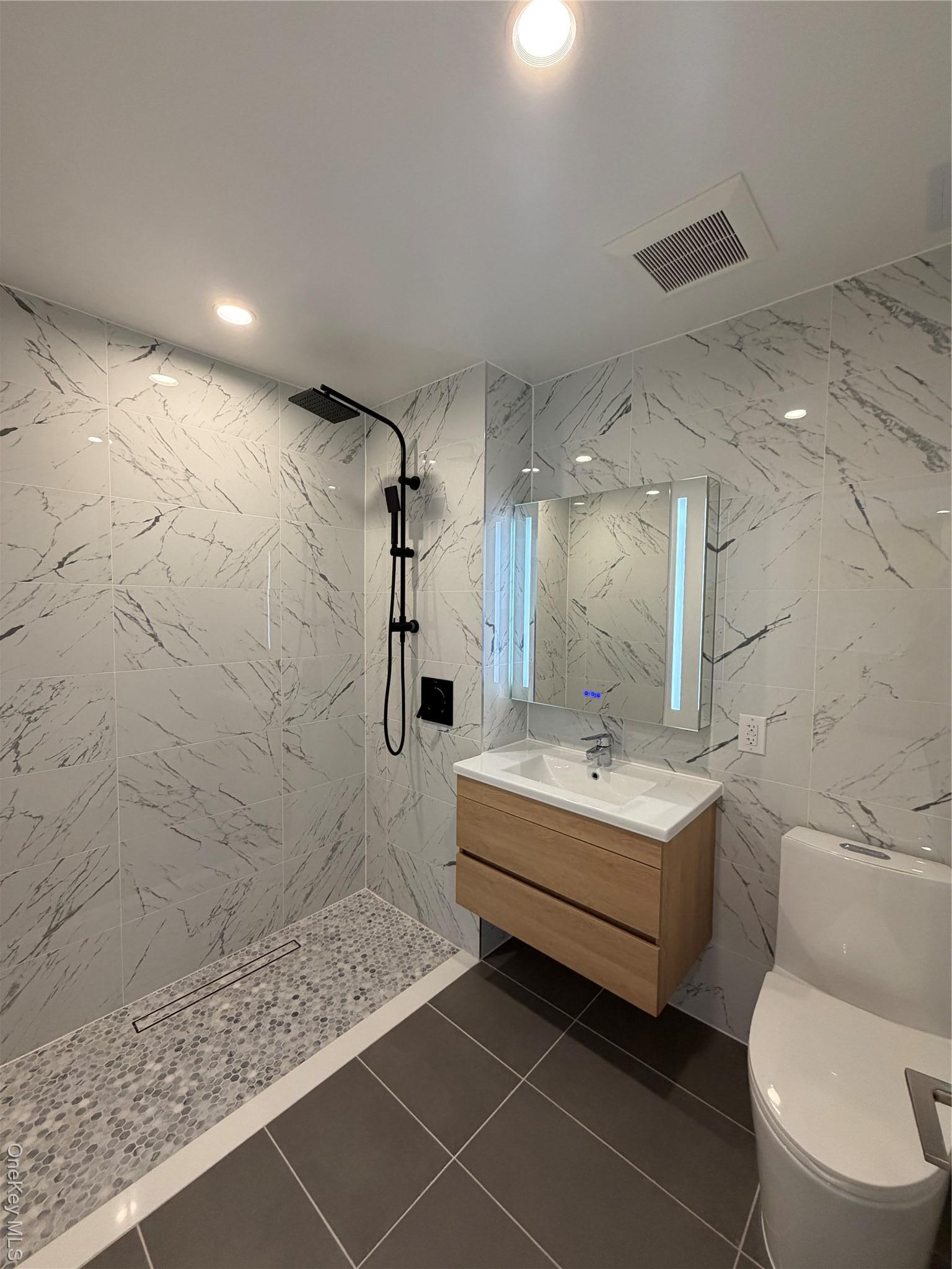 Condo Northern  Queens, NY 11354, MLS-942996-8