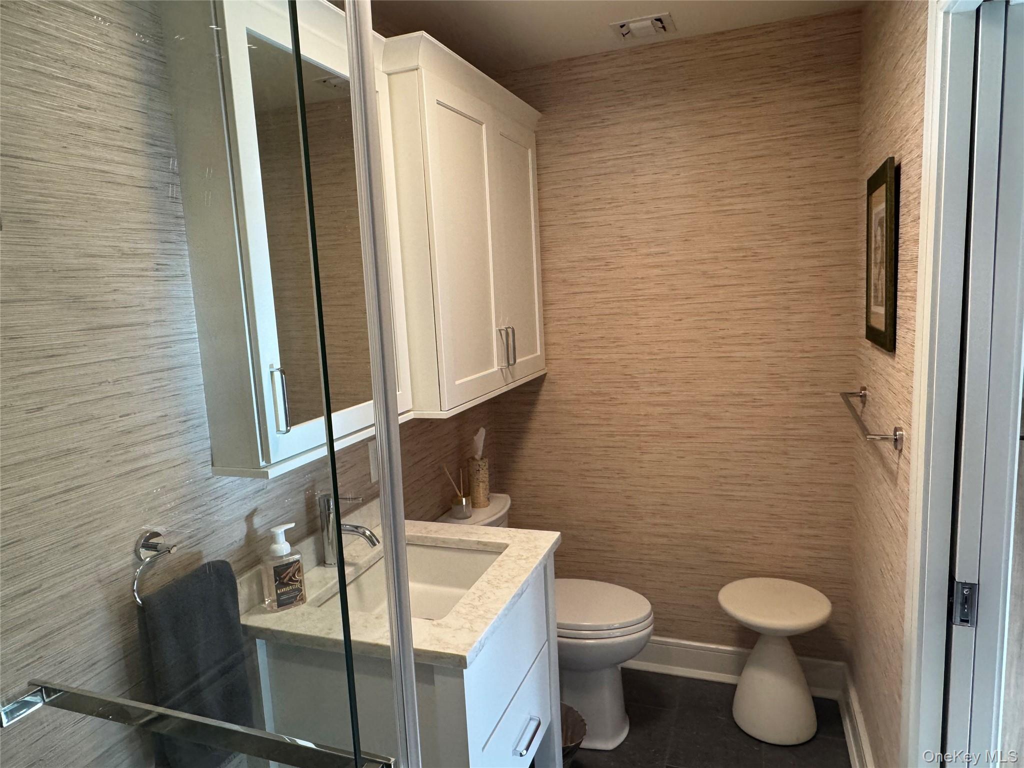 Condo Altessa  Suffolk County, NY 11747, MLS-942999-9