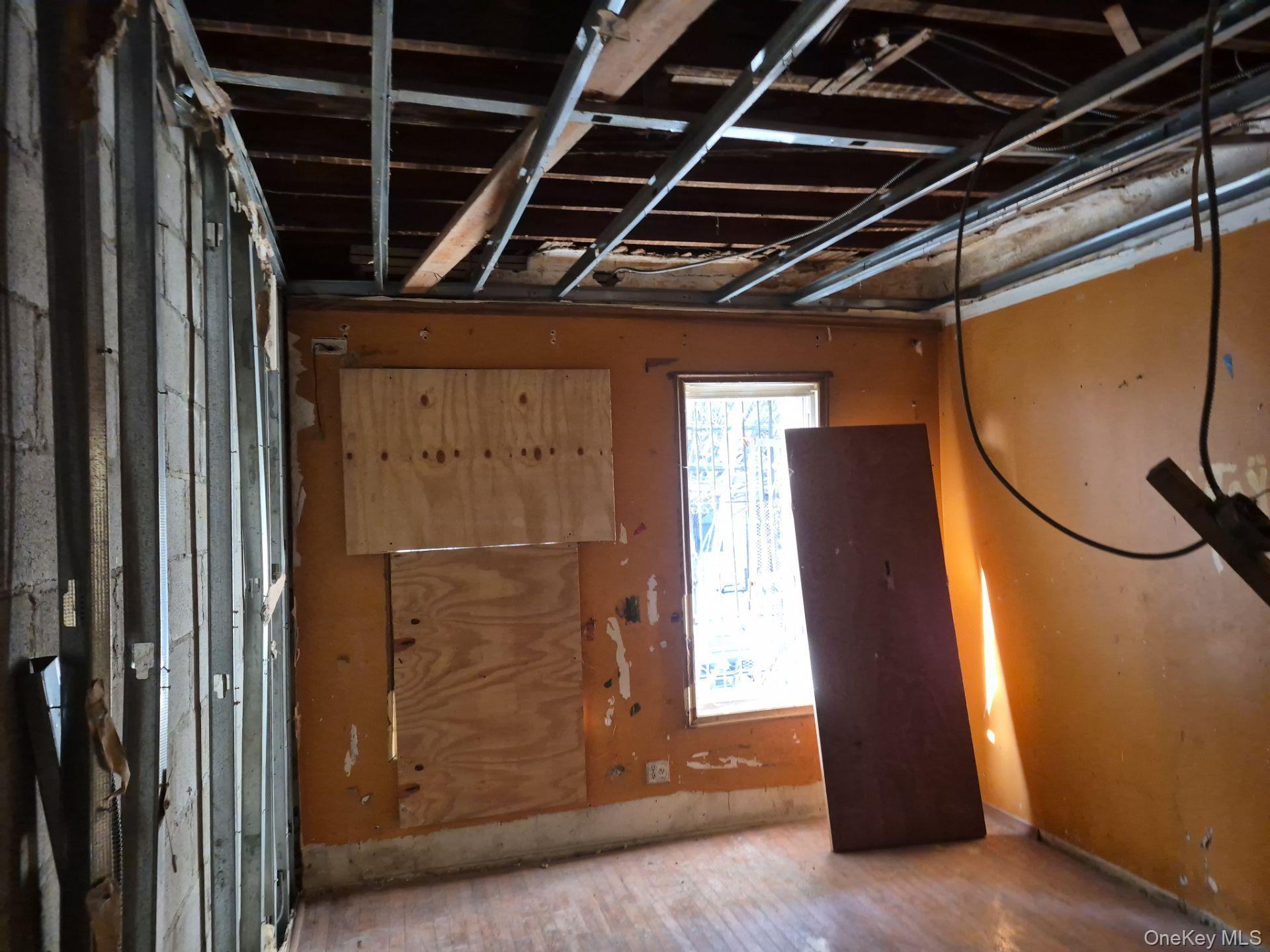 Single Family College  Bronx, NY 10456, MLS-943006-14