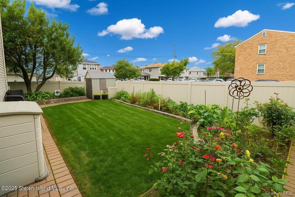 Single Family Freedom Ave Staten Island, NY 10314, MLS-943024-25