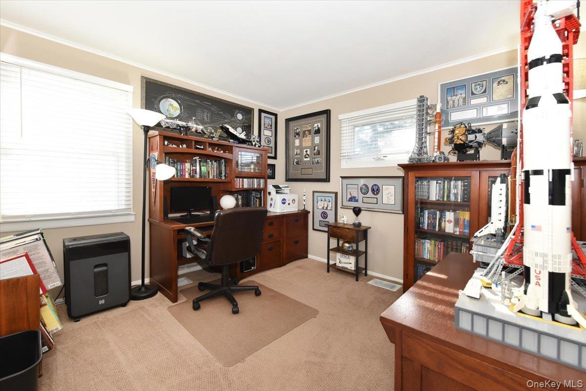 Single Family Seaton Nassau County, NY 11758, MLS-943026-13