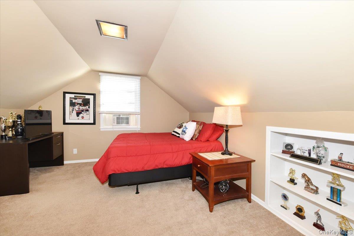 Single Family Seaton Nassau County, NY 11758, MLS-943026-15