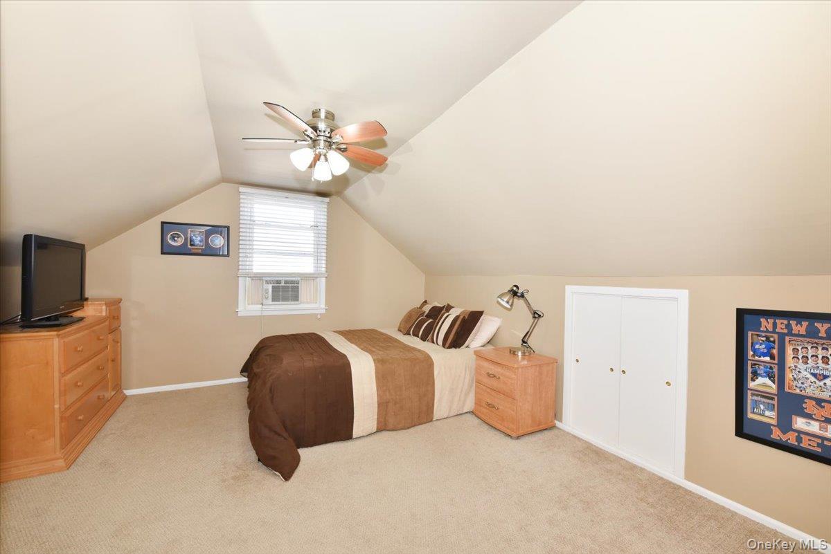 Single Family Seaton Nassau County, NY 11758, MLS-943026-16