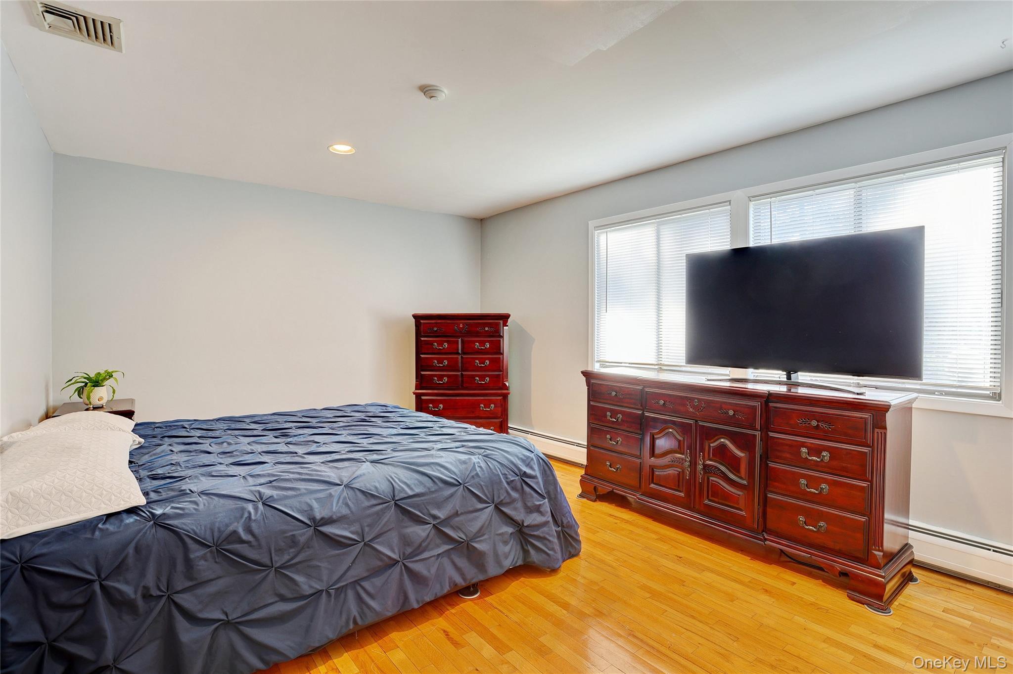 Single Family Pecan Valley Rockland County, NY 10956, MLS-943038-22