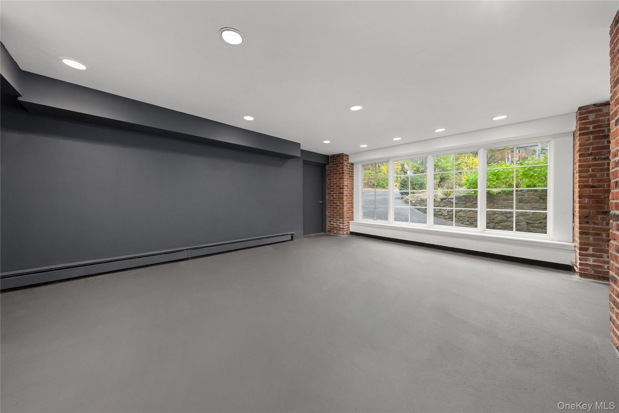 Single Family Independence  Bronx, NY 10471, MLS-943039-20