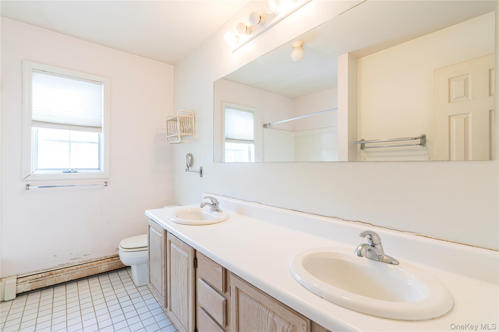 Single Family Coach Lantern Dutchess County, NY 12533, MLS-943061-24