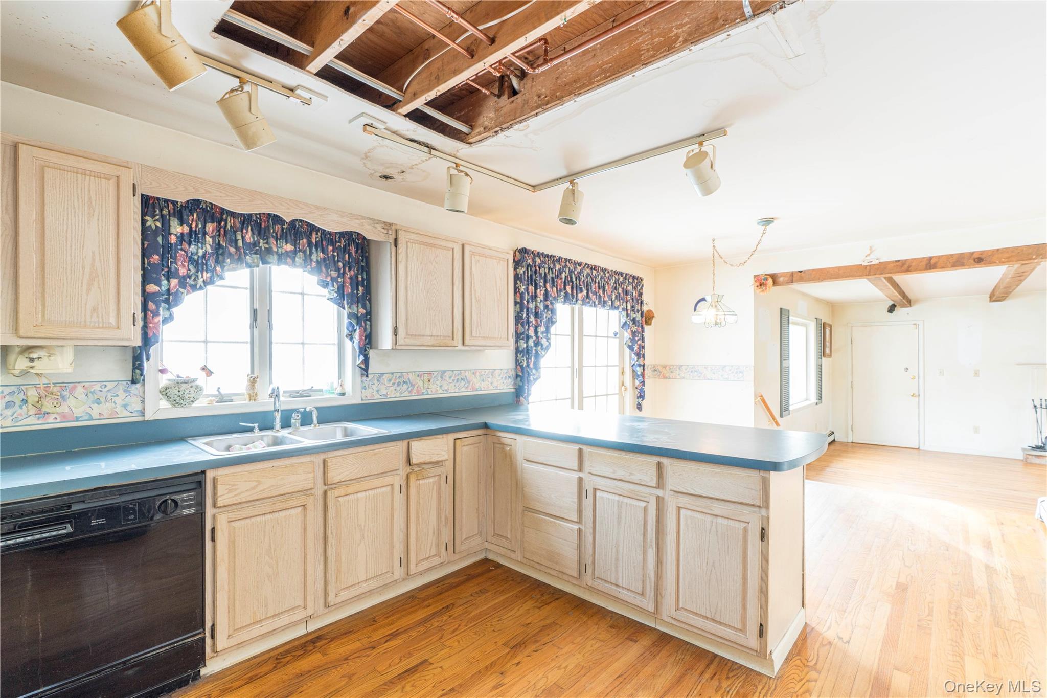 Single Family Coach Lantern Dutchess County, NY 12533, MLS-943061-39