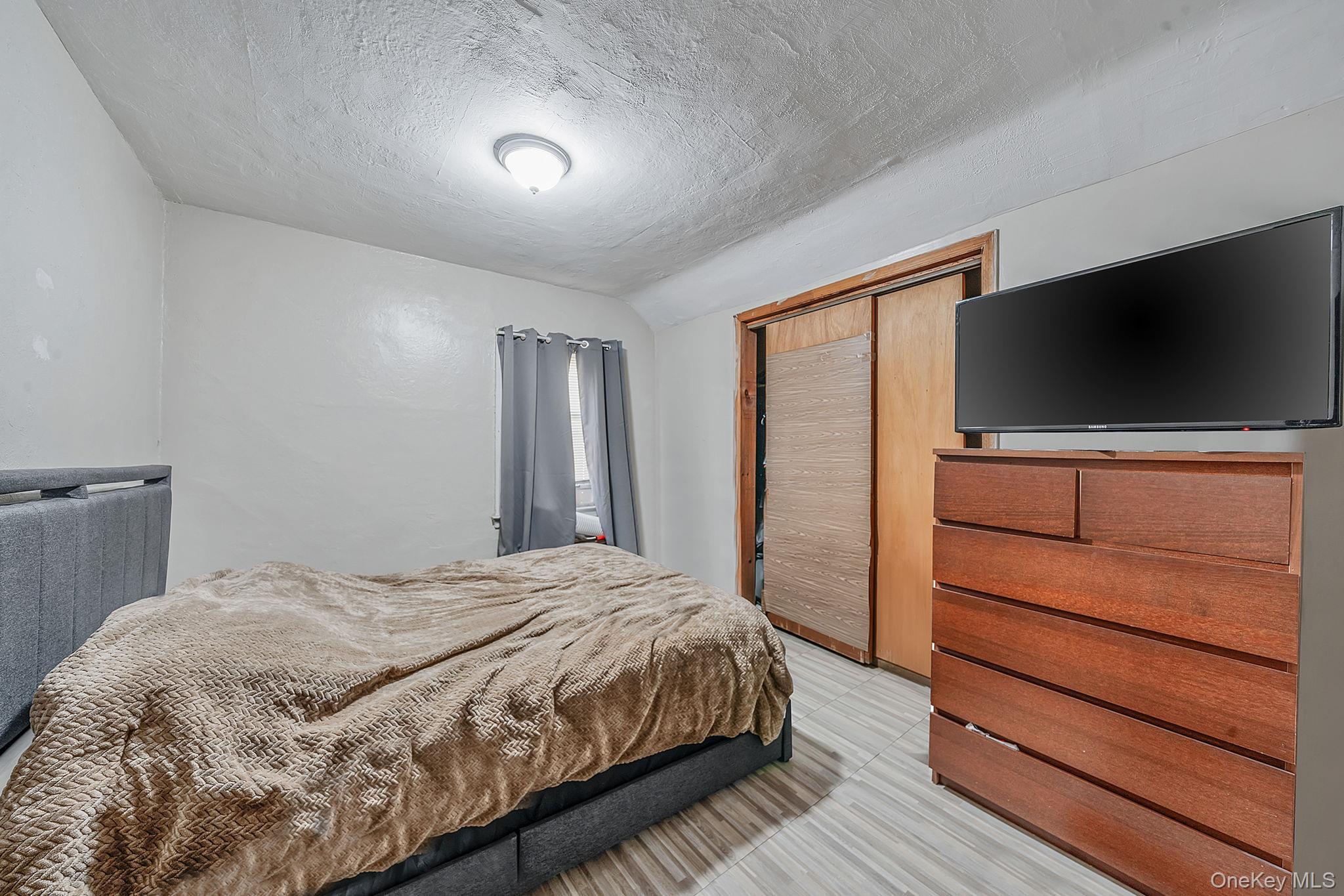 Single Family 145th Queens, NY 11434, MLS-943080-11