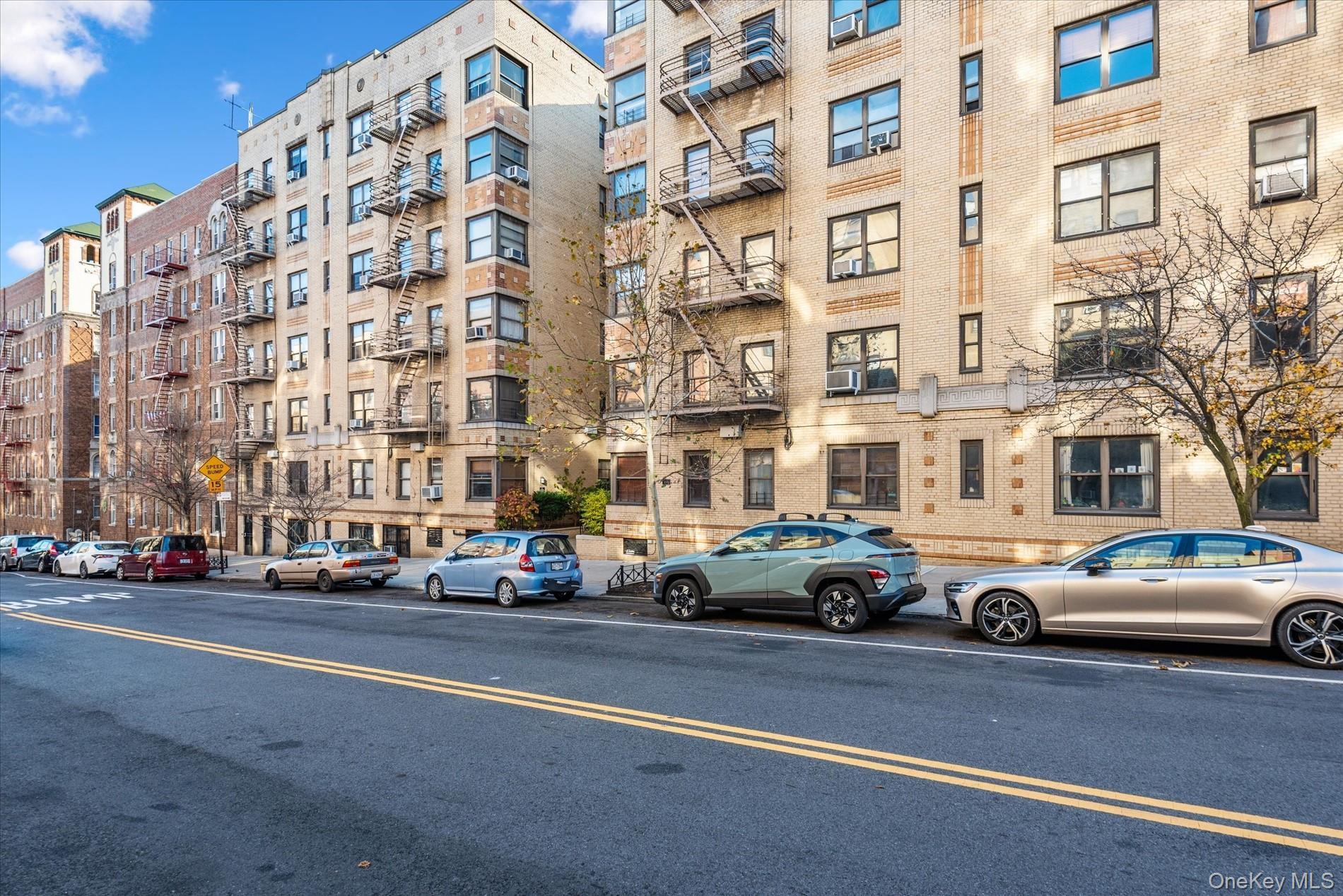 Coop Seaman Avenue  Manhattan, NY 10034, MLS-943088-13
