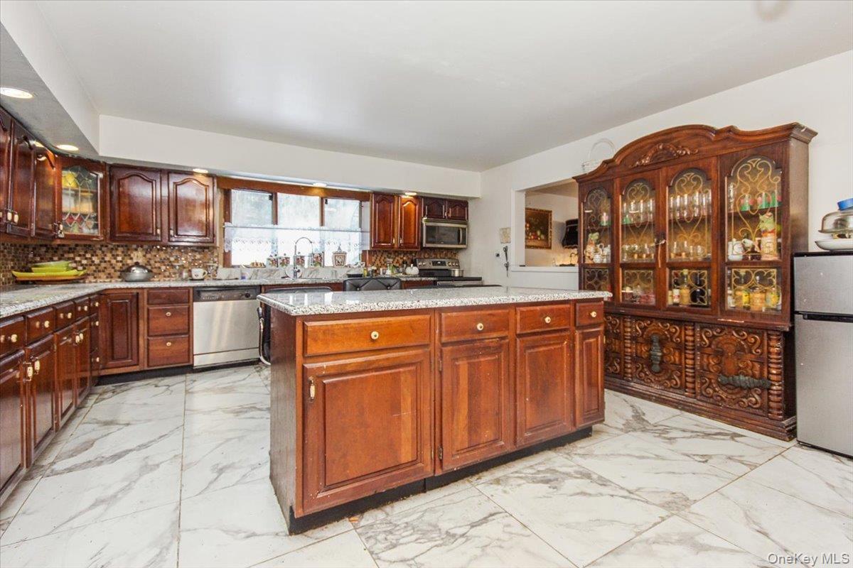 Single Family Peach  Orange County, NY 12550, MLS-943092-12