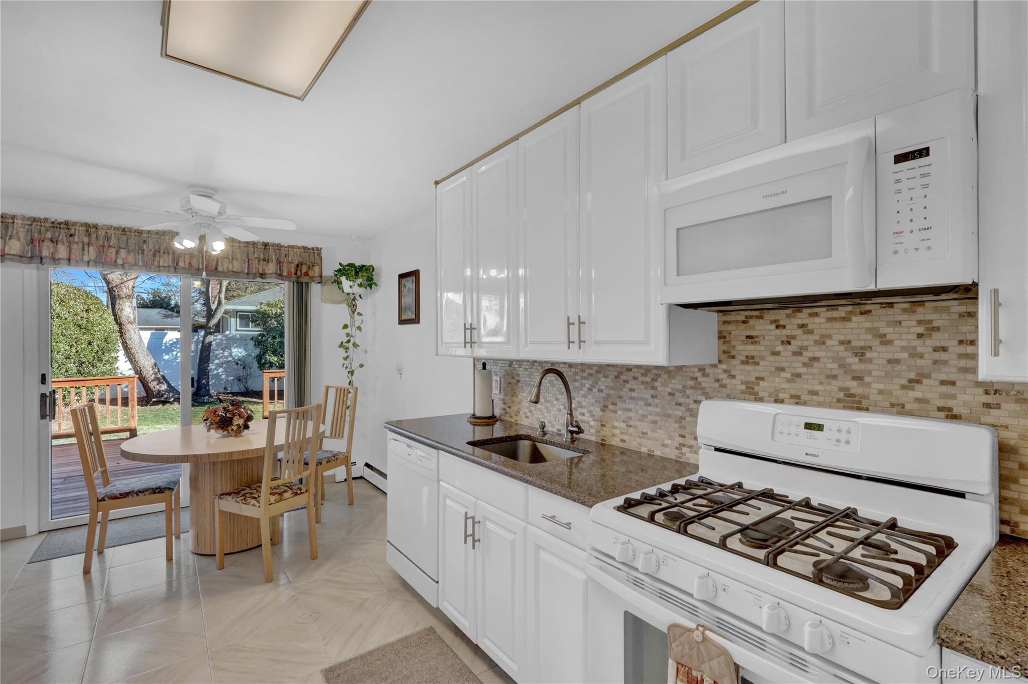 Single Family Saint George Suffolk County, NY 11703, MLS-943099-13