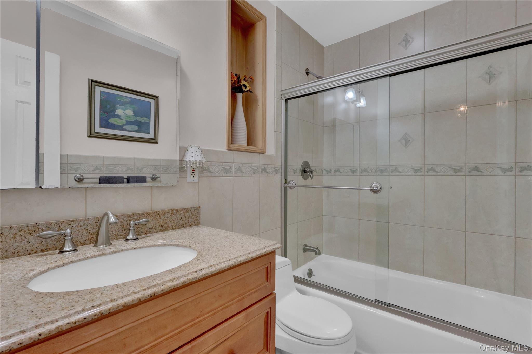 Single Family Saint George Suffolk County, NY 11703, MLS-943099-15