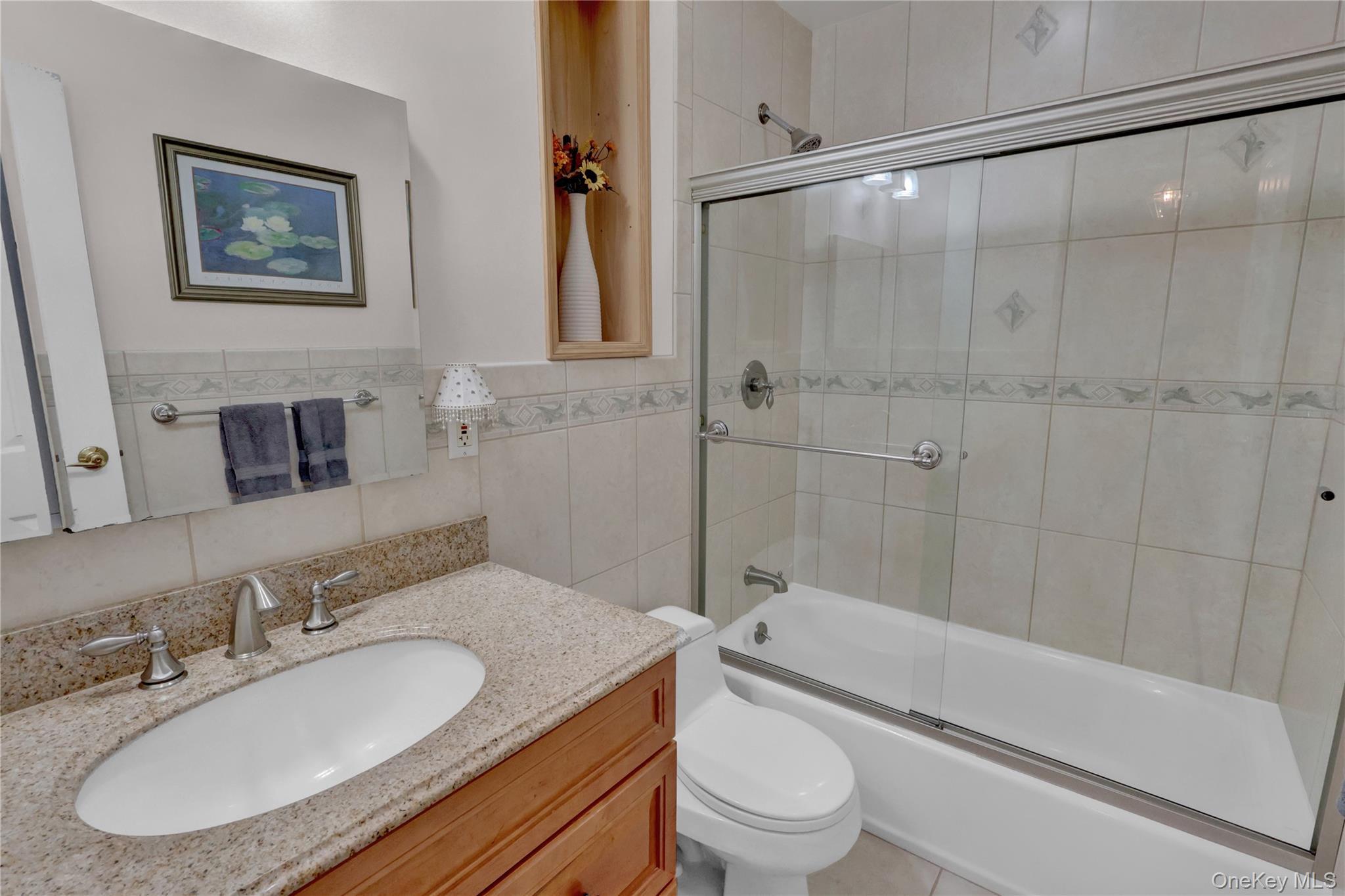 Single Family Saint George Suffolk County, NY 11703, MLS-943099-16