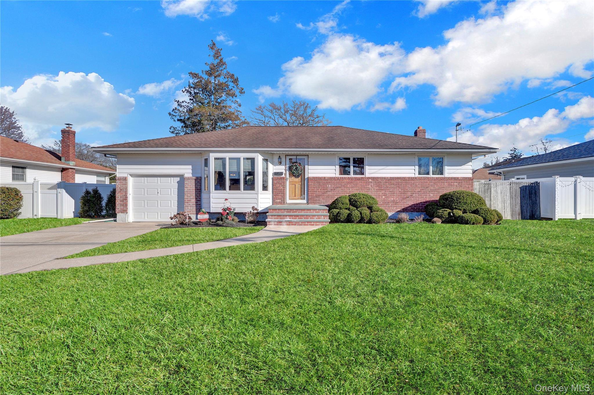 Single Family Saint George Suffolk County, NY 11703, MLS-943099-2