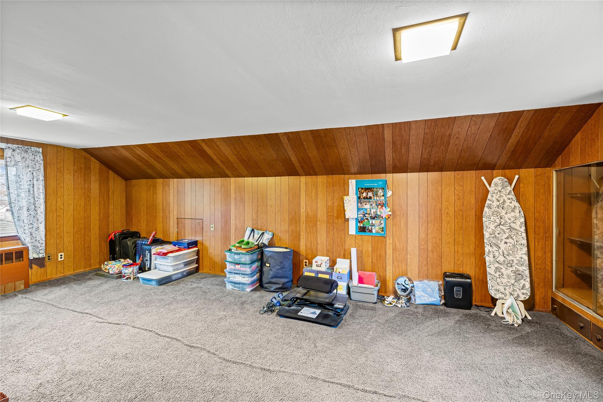 Single Family Western  Nassau County, NY 11510, MLS-943135-25