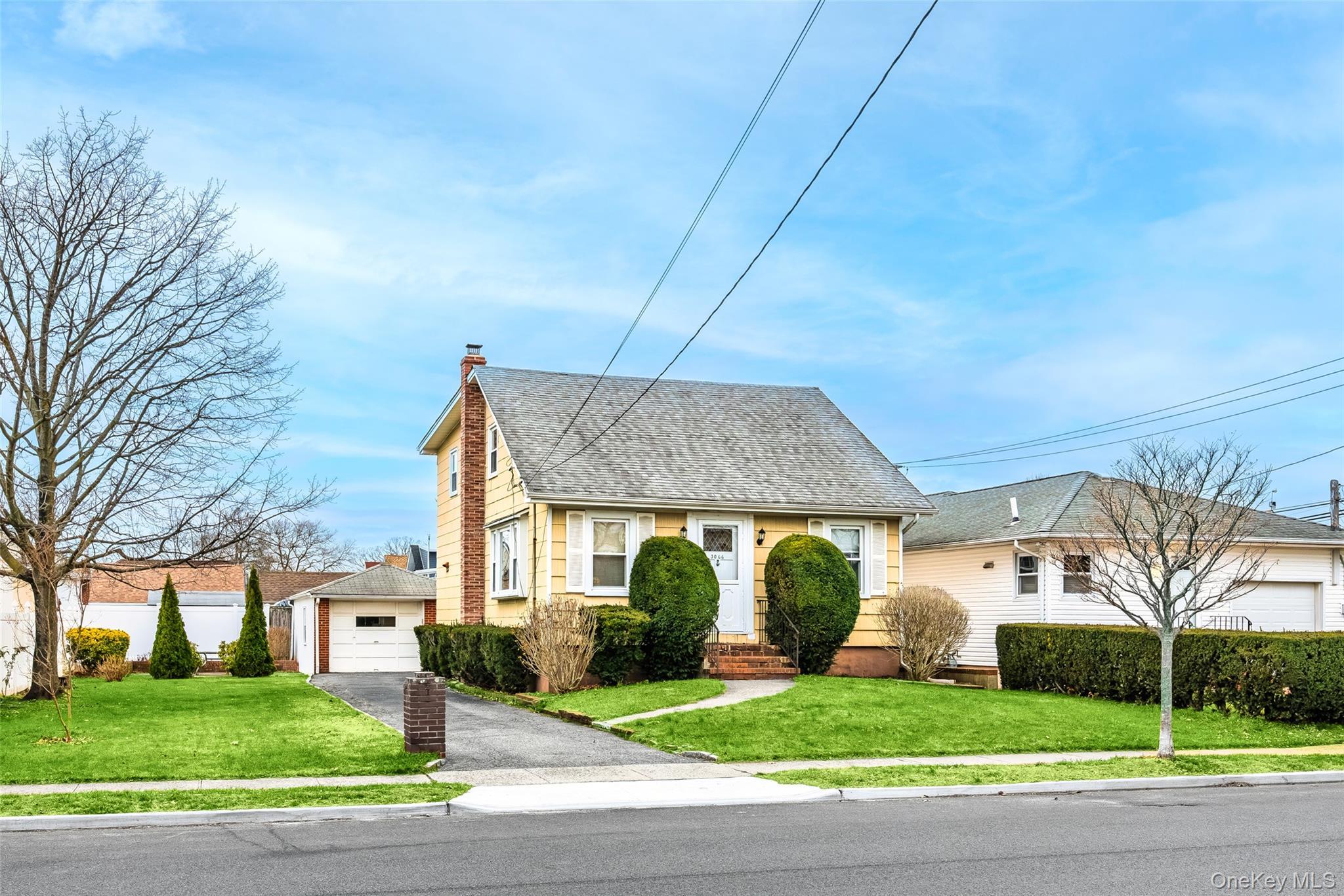 Single Family Western  Nassau County, NY 11510, MLS-943135-31