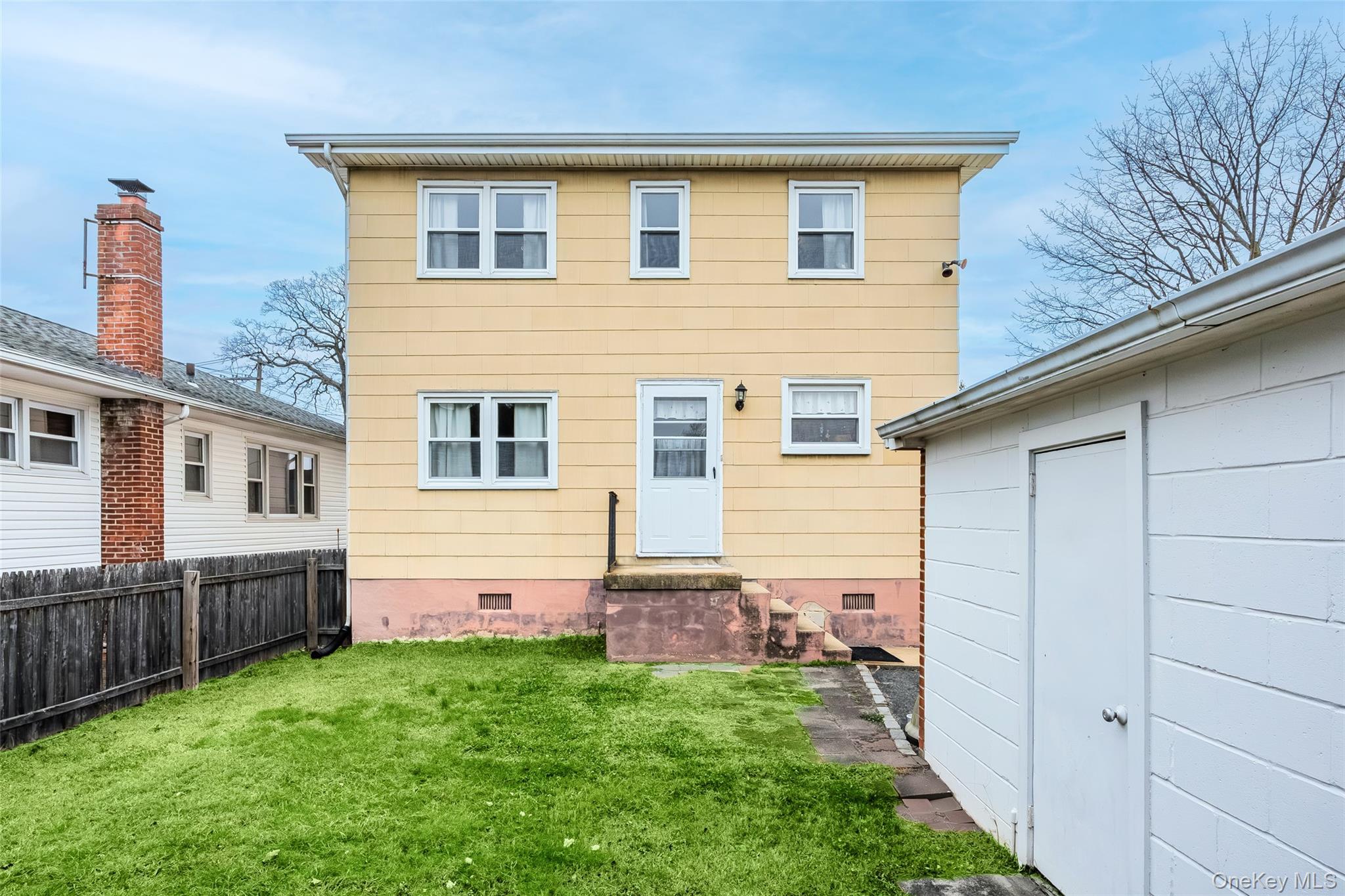 Single Family Western  Nassau County, NY 11510, MLS-943135-35