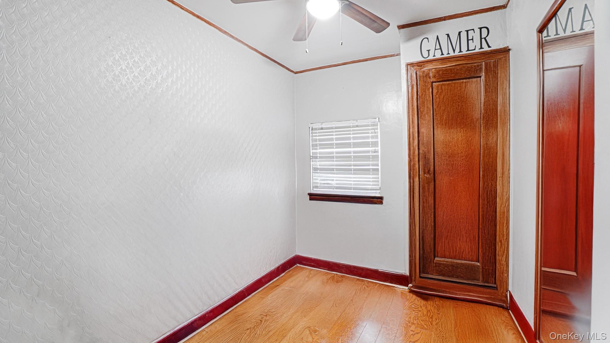 Single Family Yates  Bronx, NY 10469, MLS-943139-11