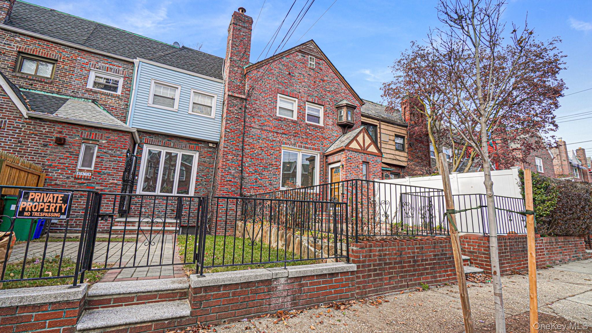 Single Family Yates  Bronx, NY 10469, MLS-943139-2