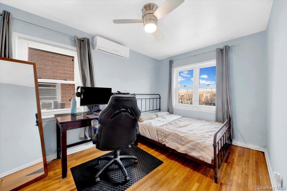 Single Family Brinsmade  Bronx, NY 10465, MLS-943146-19