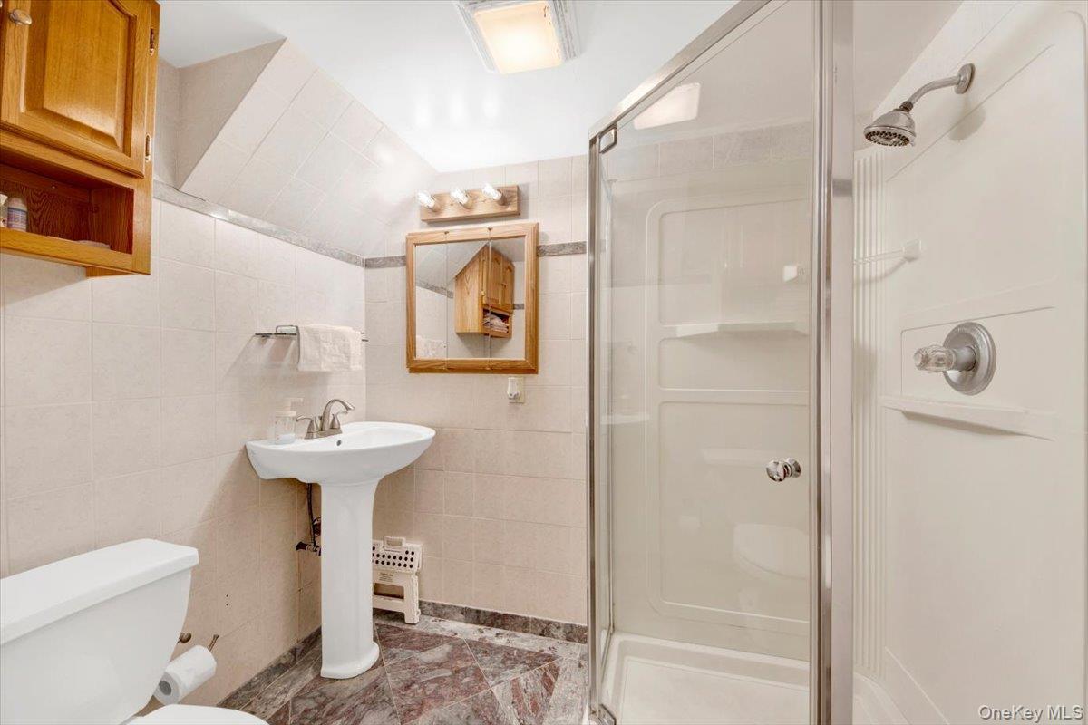 Single Family Brinsmade  Bronx, NY 10465, MLS-943146-27