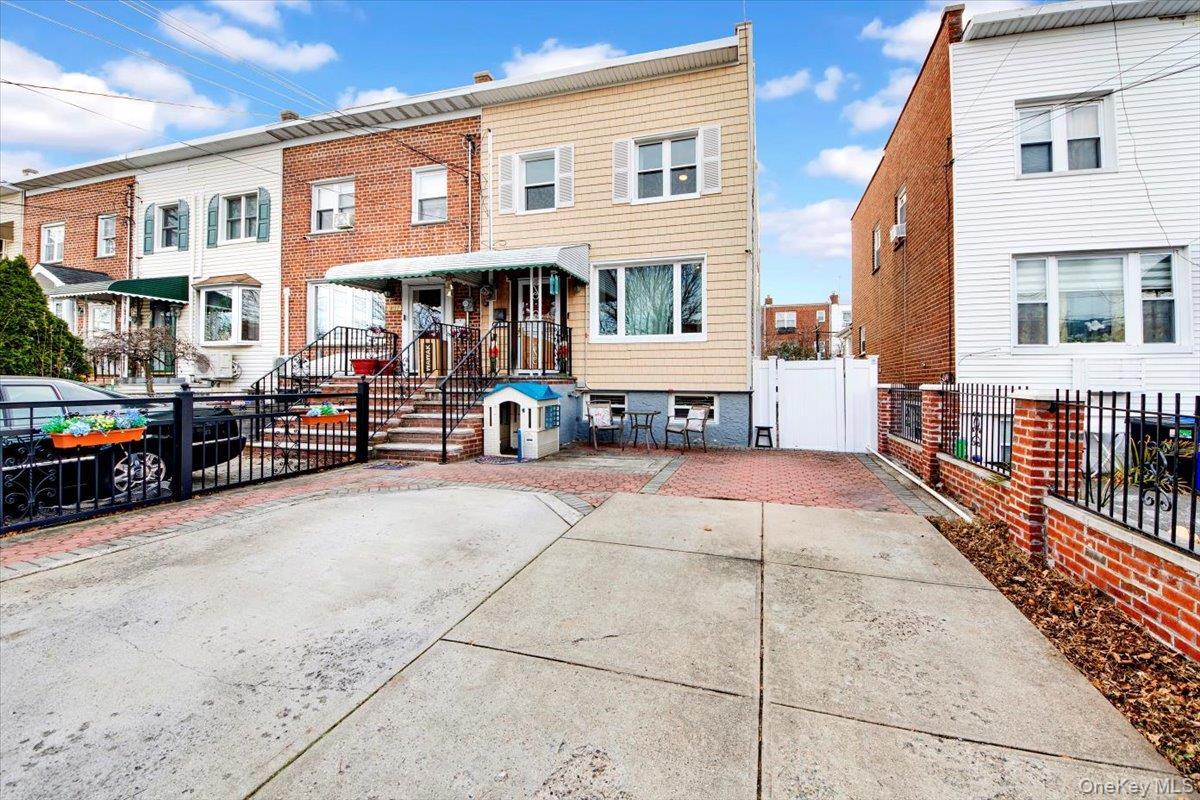 Single Family Brinsmade  Bronx, NY 10465, MLS-943146-3