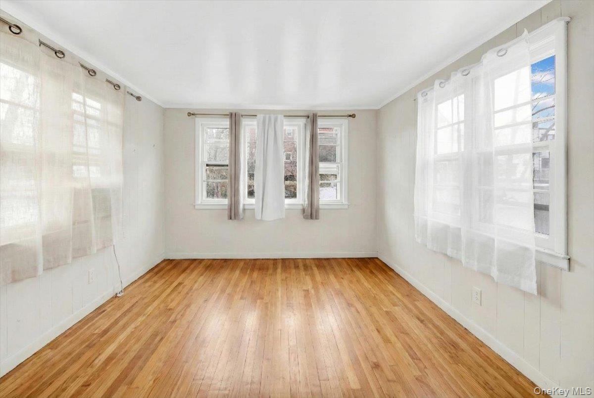 Single Family Brinsmade  Bronx, NY 10465, MLS-943146-9