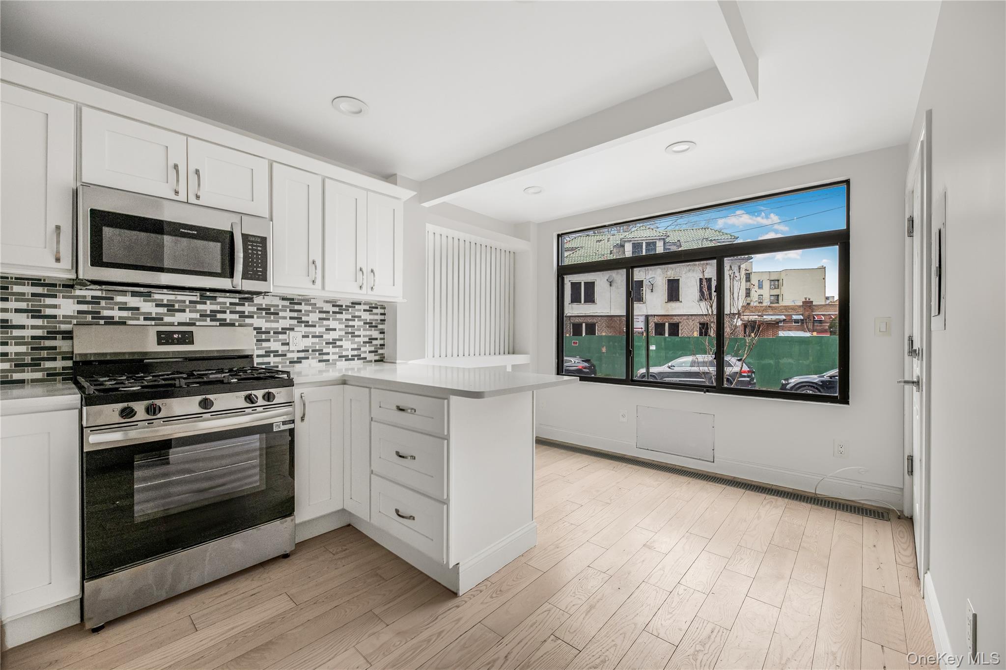 Single Family Williamsbridge  Bronx, NY 10467, MLS-943169-17