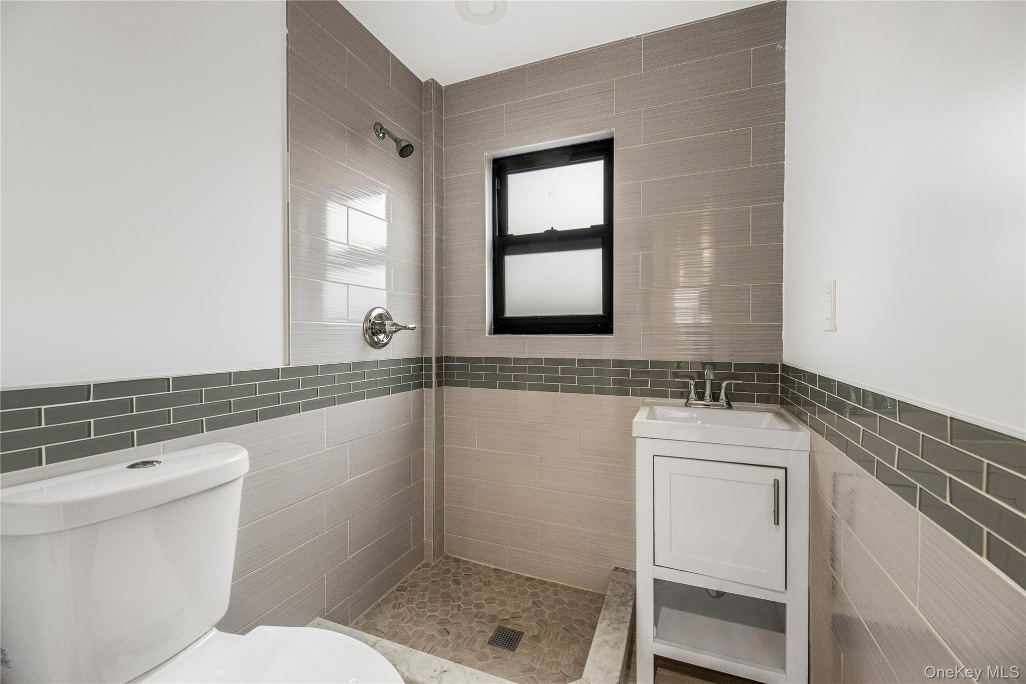 Single Family Williamsbridge  Bronx, NY 10467, MLS-943169-22