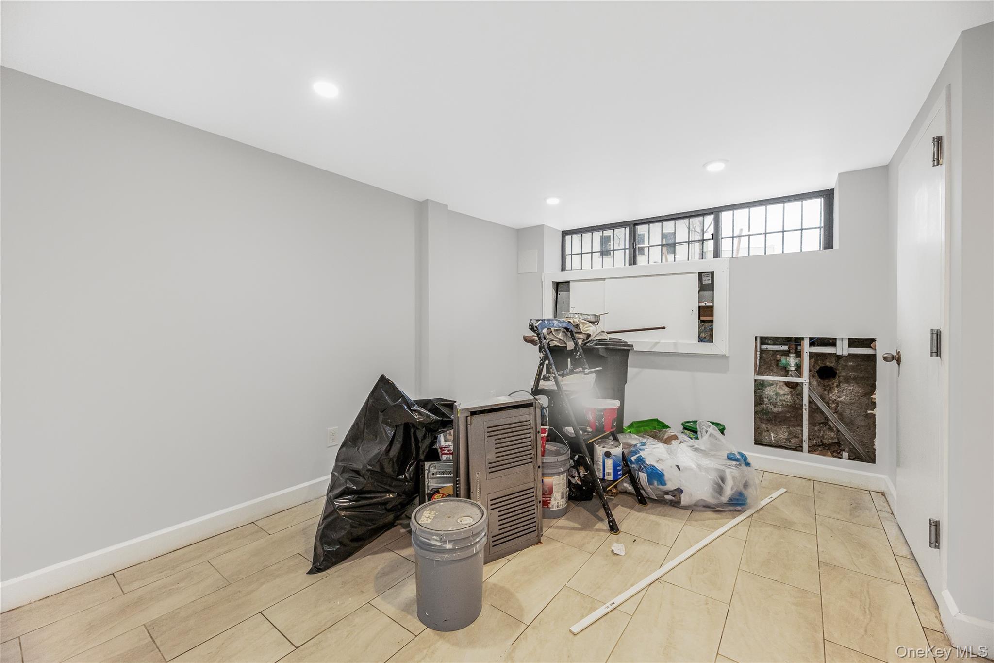 Single Family Williamsbridge  Bronx, NY 10467, MLS-943169-27