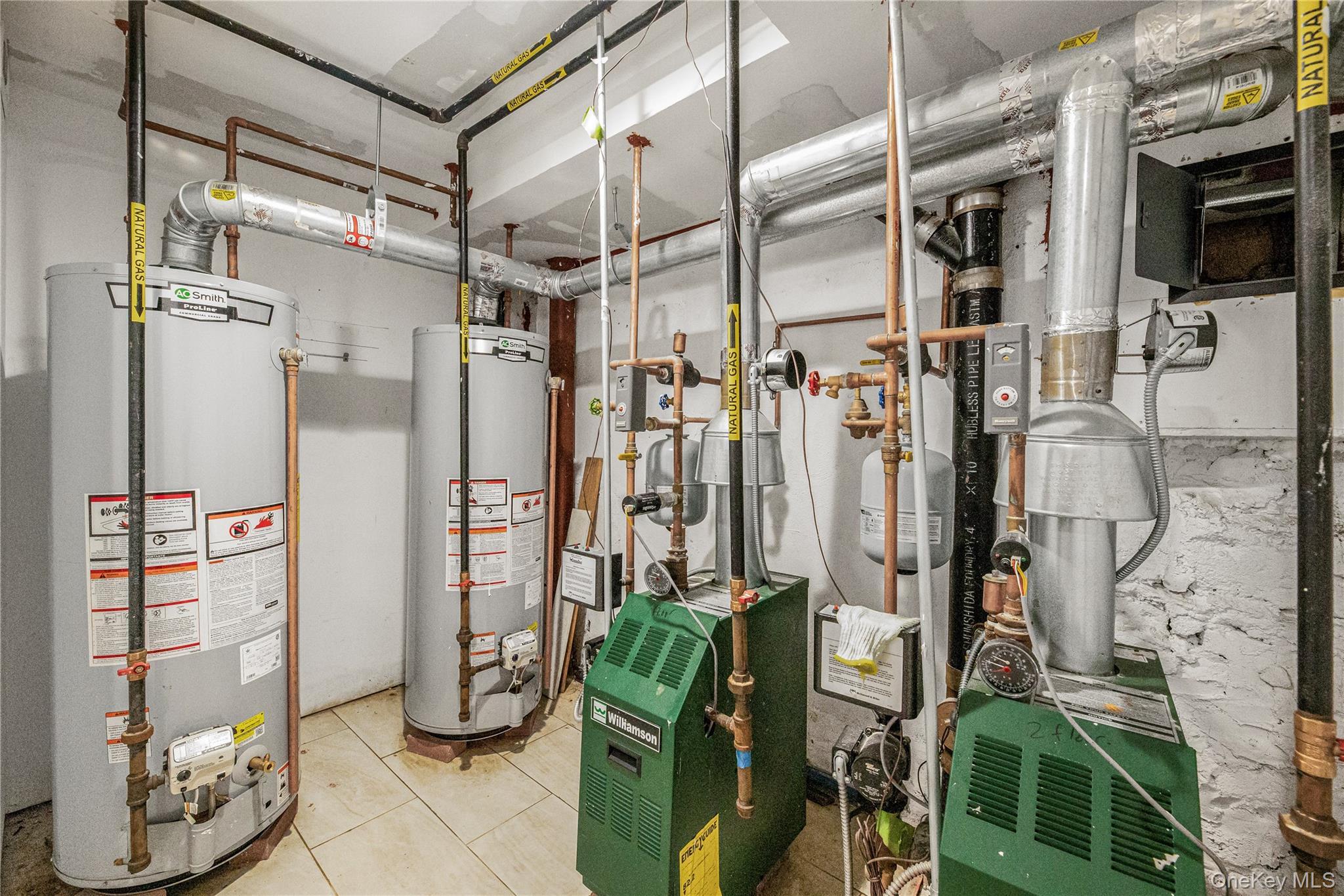 Single Family Williamsbridge  Bronx, NY 10467, MLS-943169-29