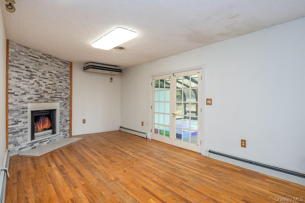 Single Family Neptune  Orange County, NY 10950, MLS-943174-14