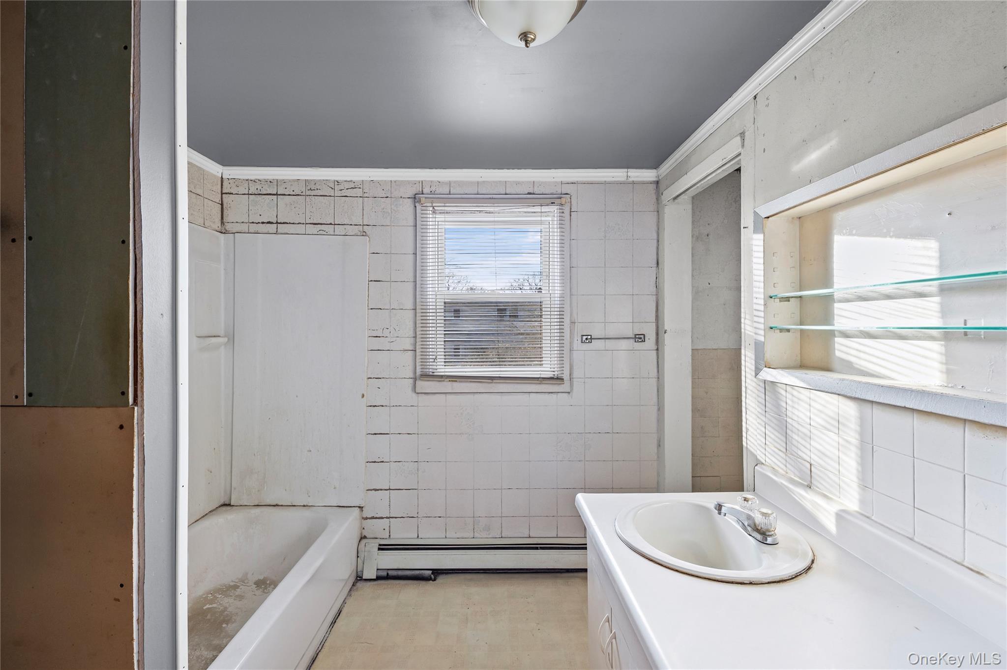 Single Family Sportsman Suffolk County, NY 11967, MLS-943176-19