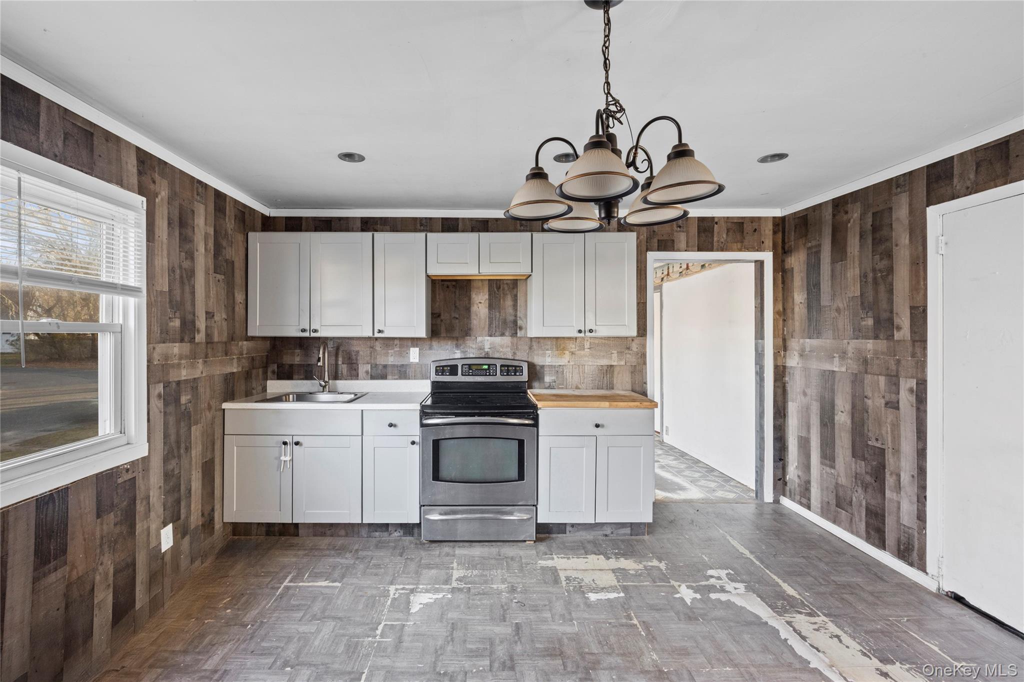 Single Family Sportsman Suffolk County, NY 11967, MLS-943176-6