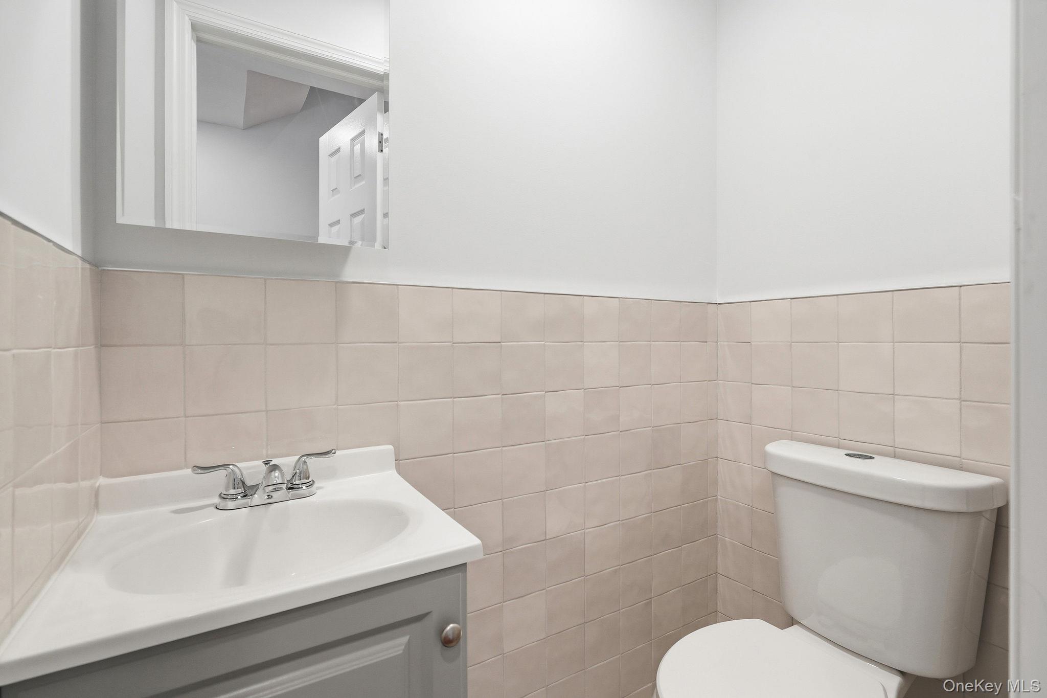 Single Family Balcom  Bronx, NY 10465, MLS-943197-13