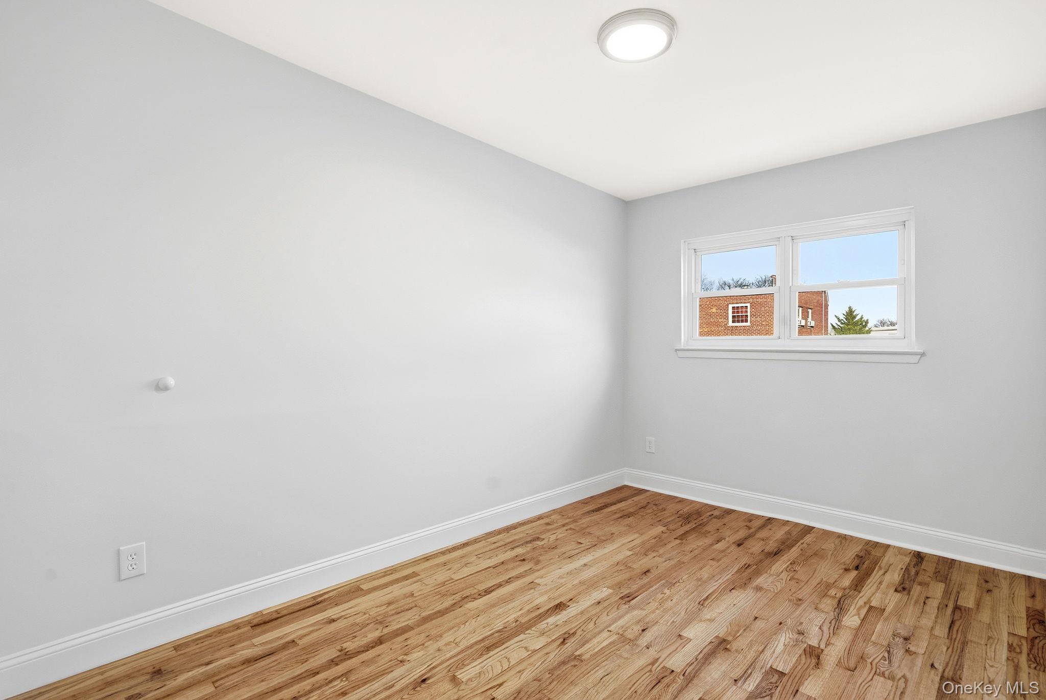 Single Family Balcom  Bronx, NY 10465, MLS-943197-21