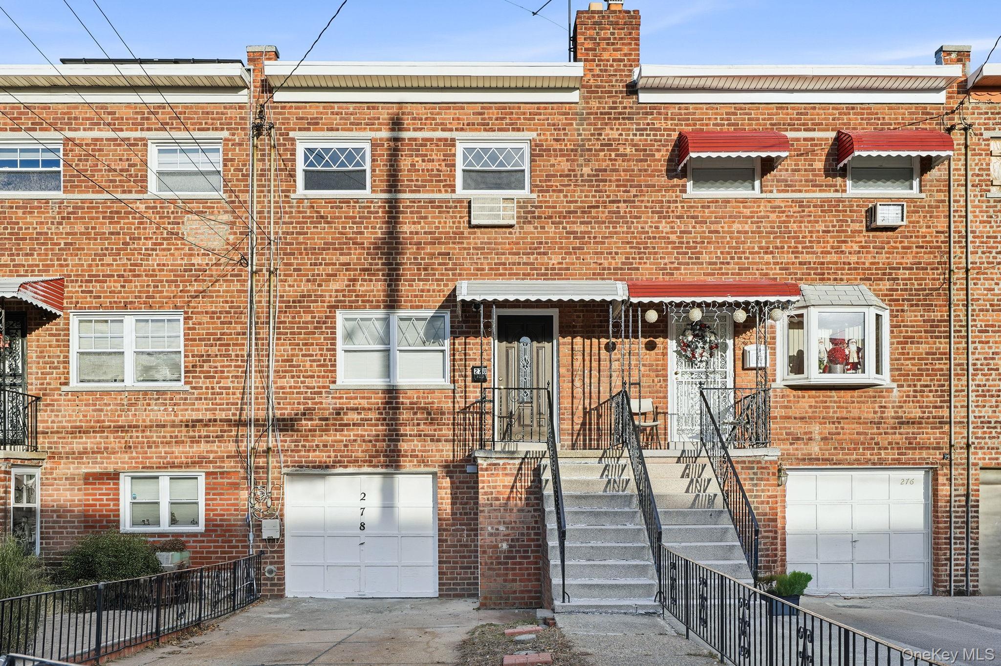 Single Family Balcom  Bronx, NY 10465, MLS-943197-32