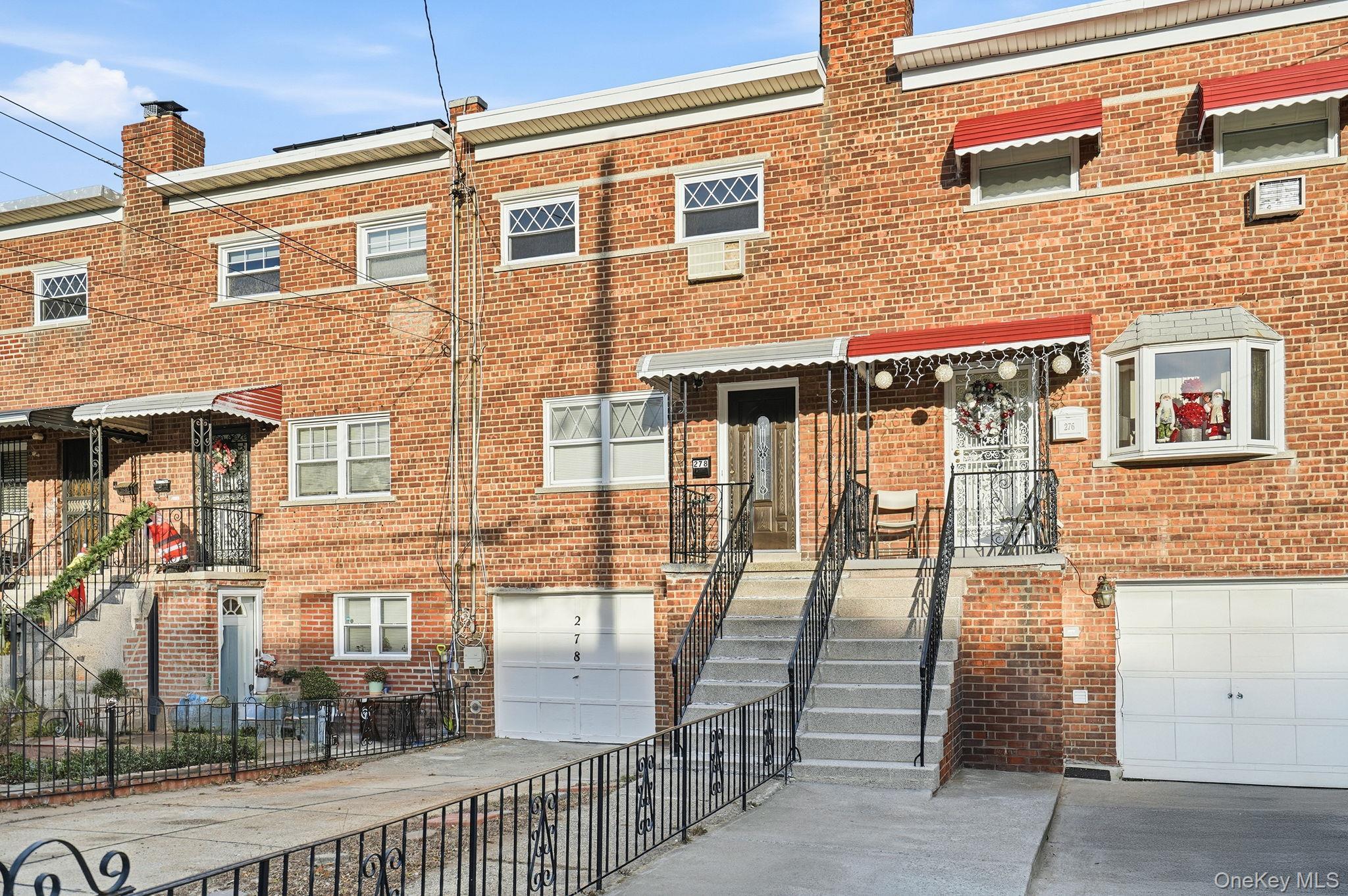 Single Family Balcom  Bronx, NY 10465, MLS-943197-33