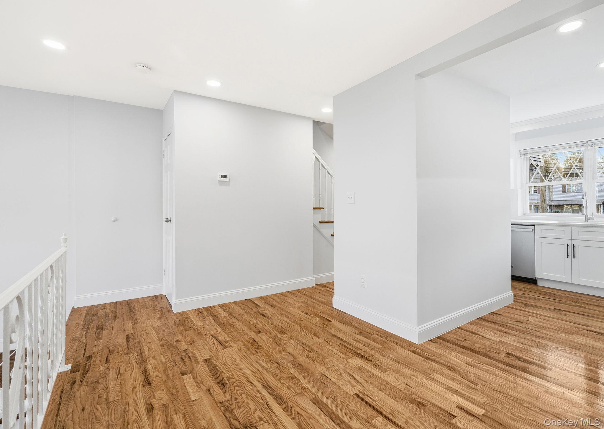 Single Family Balcom  Bronx, NY 10465, MLS-943197-8