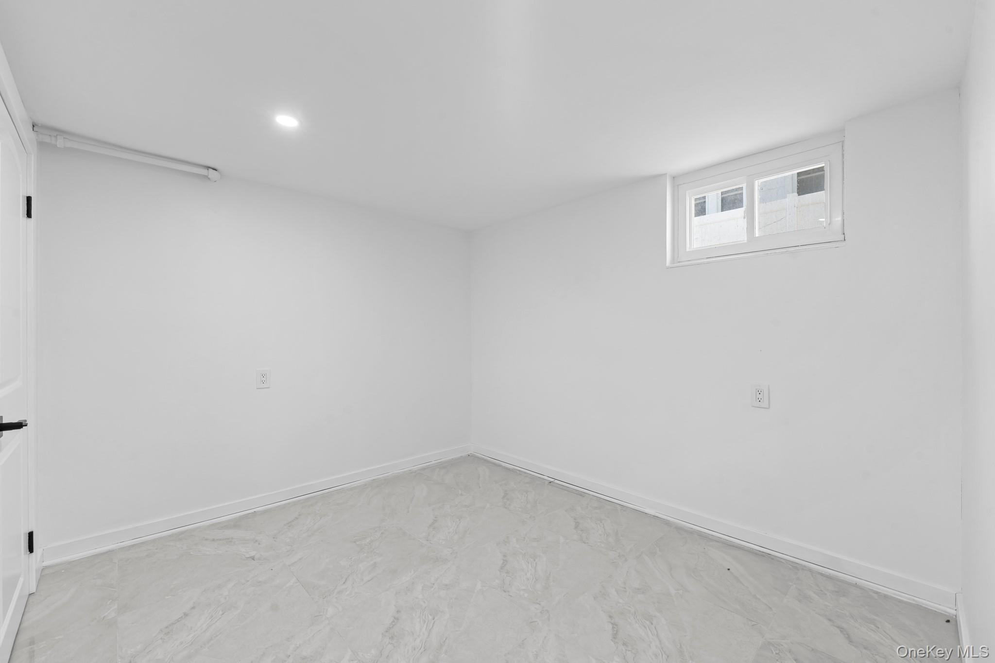 Single Family 114th Queens, NY 11412, MLS-943198-18