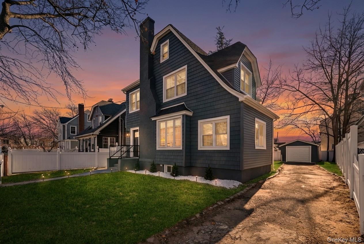 Single Family 114th  Queens, NY 11412, MLS-943198-22