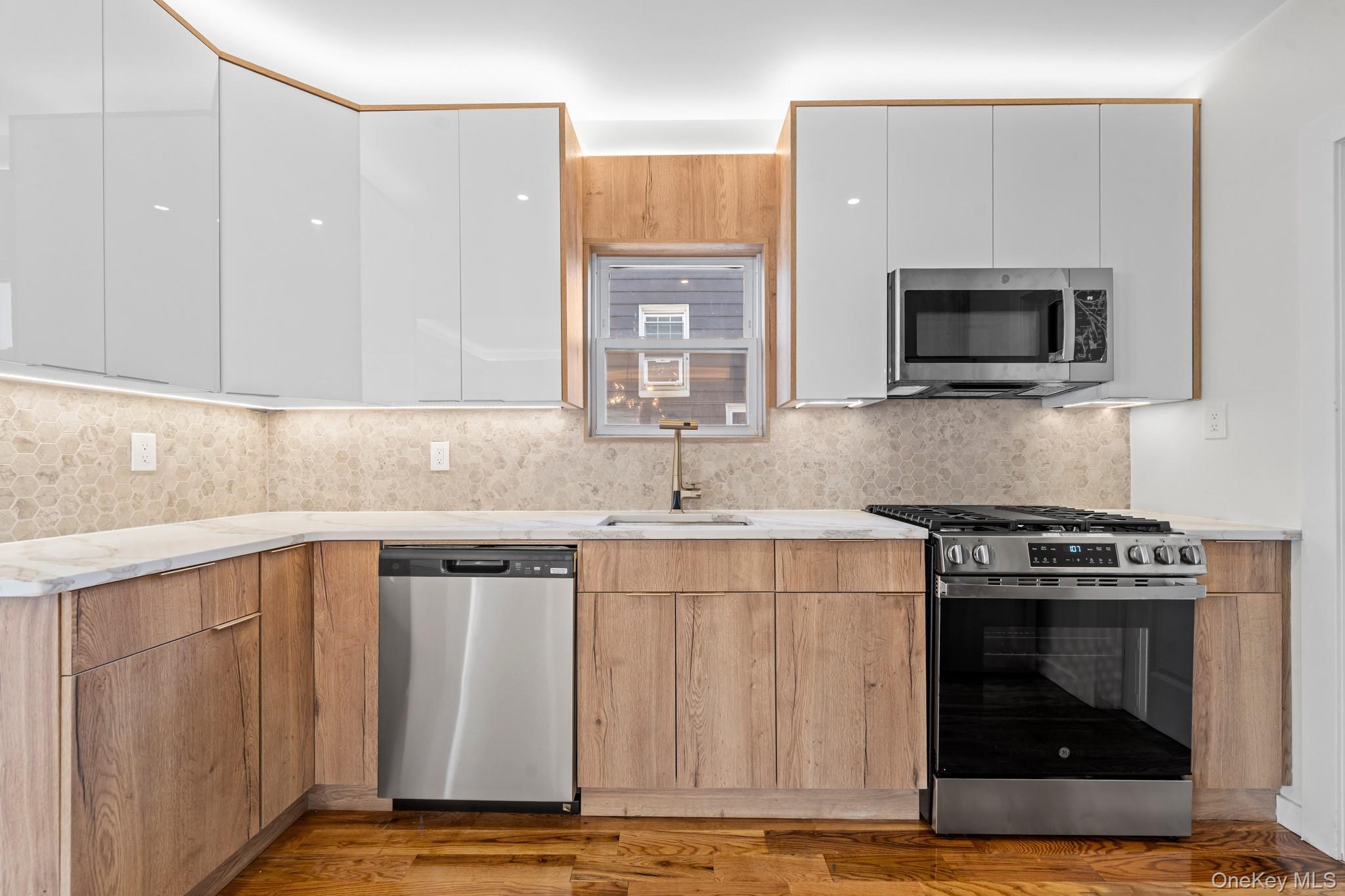 Single Family 114th Queens, NY 11412, MLS-943198-3