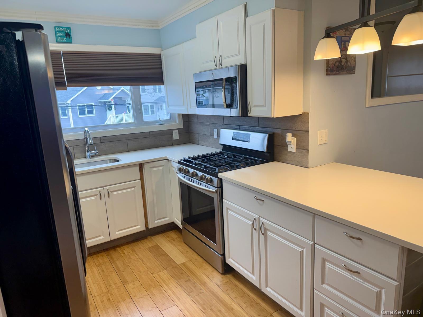 Single Family Nassau  Nassau County, NY 11558, MLS-943200-3