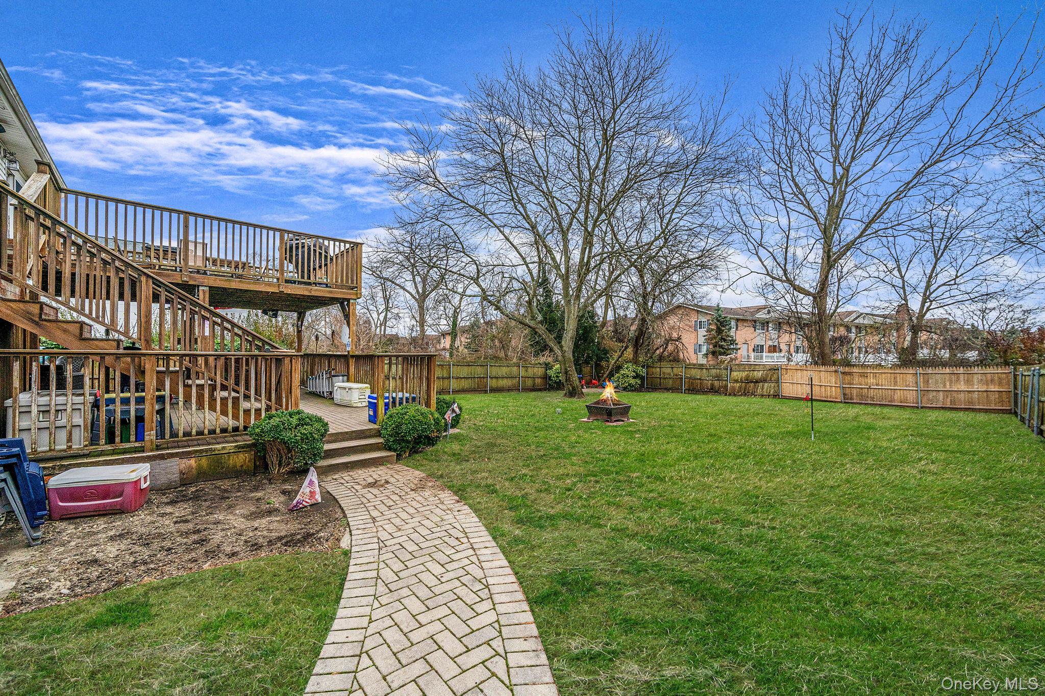 Single Family Woodrow Suffolk County, NY 11704, MLS-943226-20