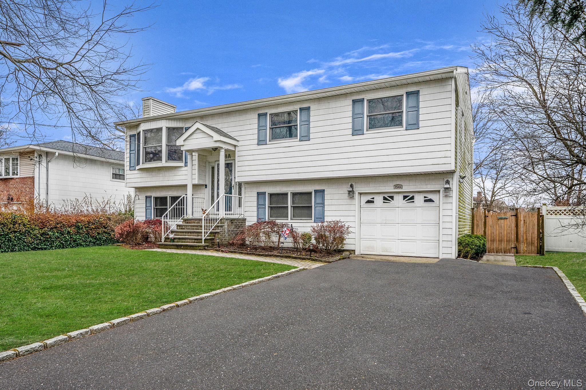 Single Family Woodrow Suffolk County, NY 11704, MLS-943226-4