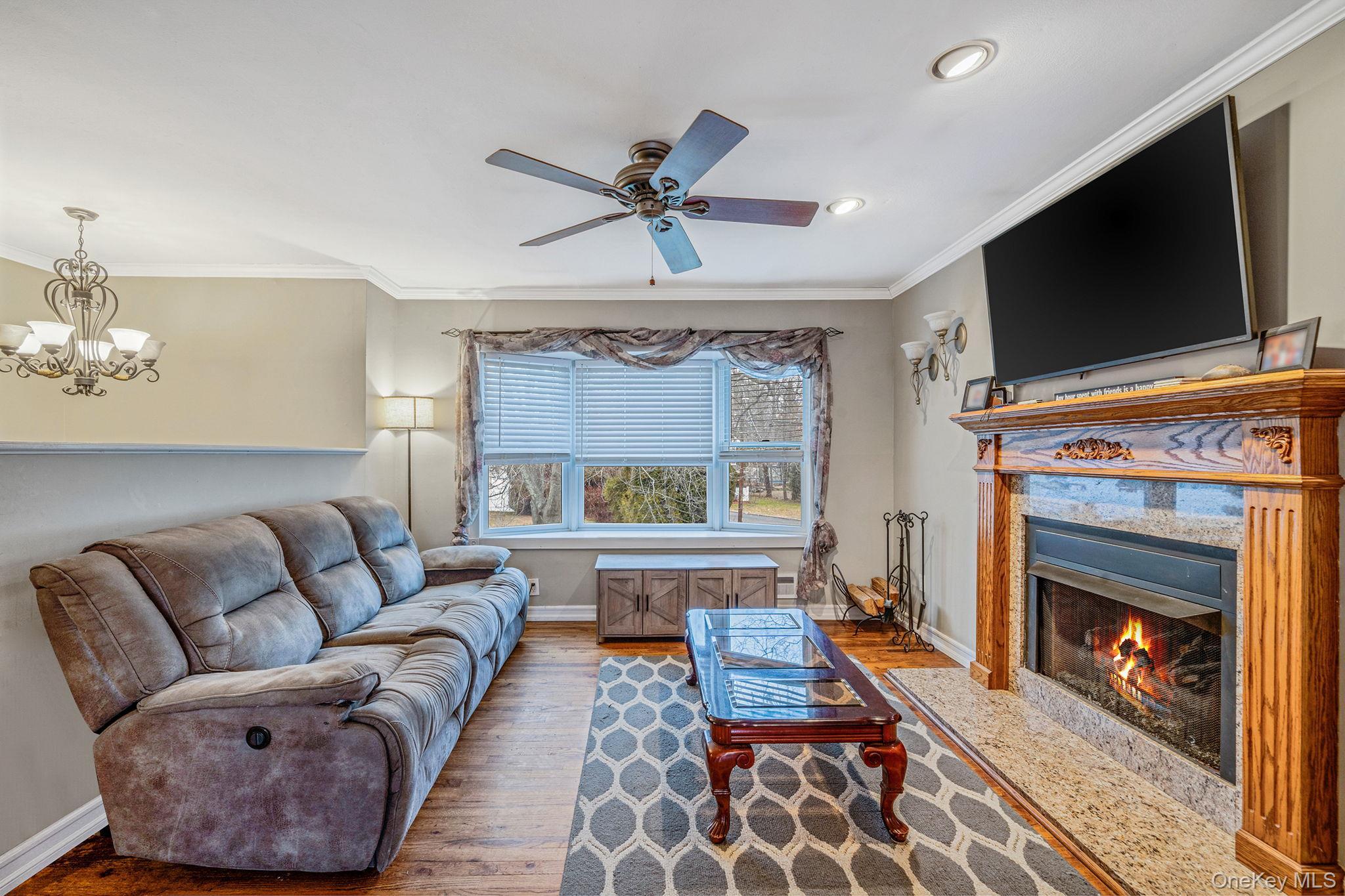 Single Family Woodrow Suffolk County, NY 11704, MLS-943226-8