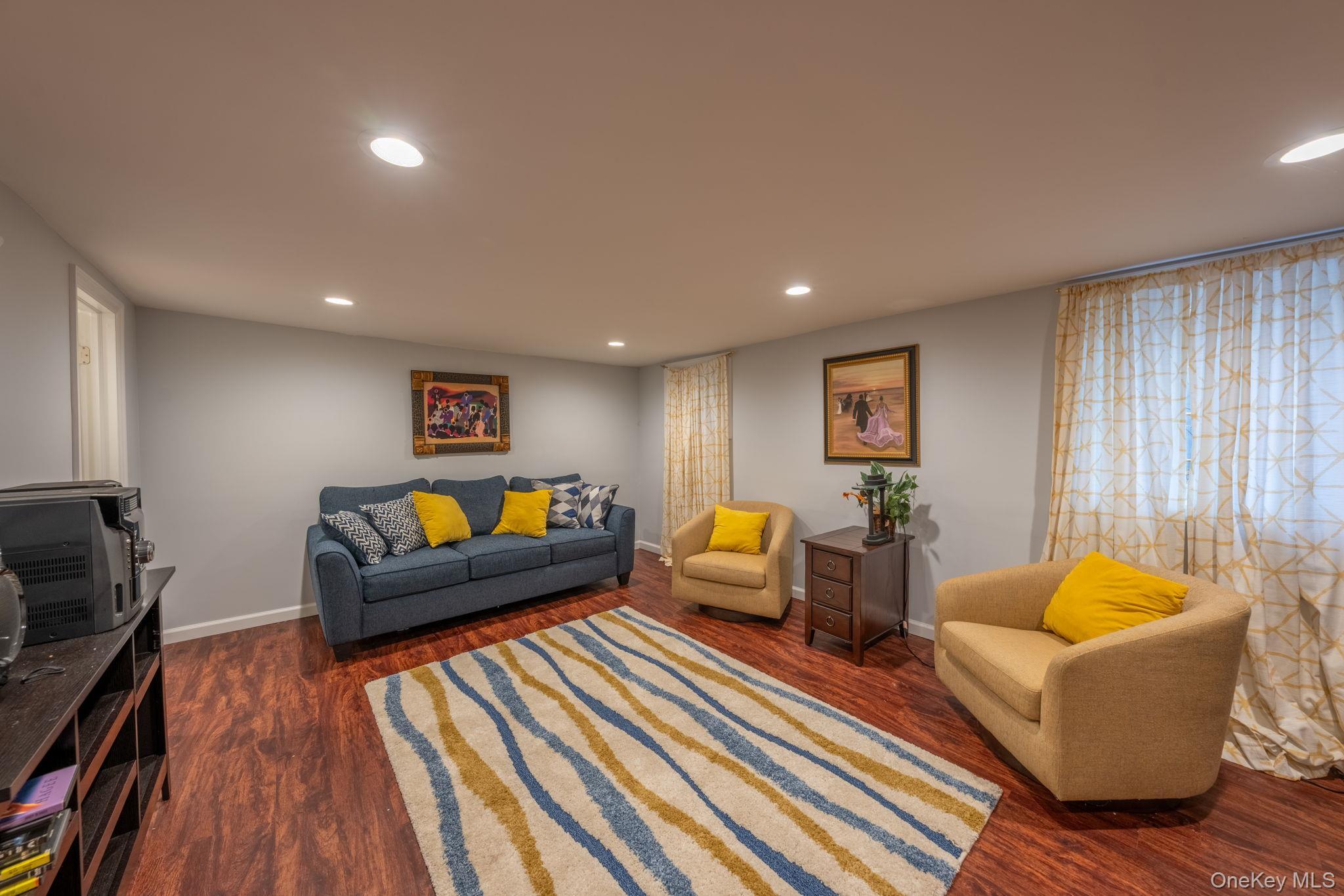 Single Family Sterling  Nassau County, NY 11575, MLS-943234-27